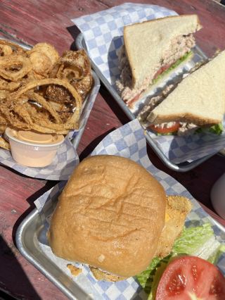 [Restaurants near Dallas Lake District, USA] Big Daddy's Ship Store