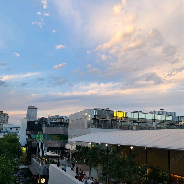 the beautiful Sanlitun