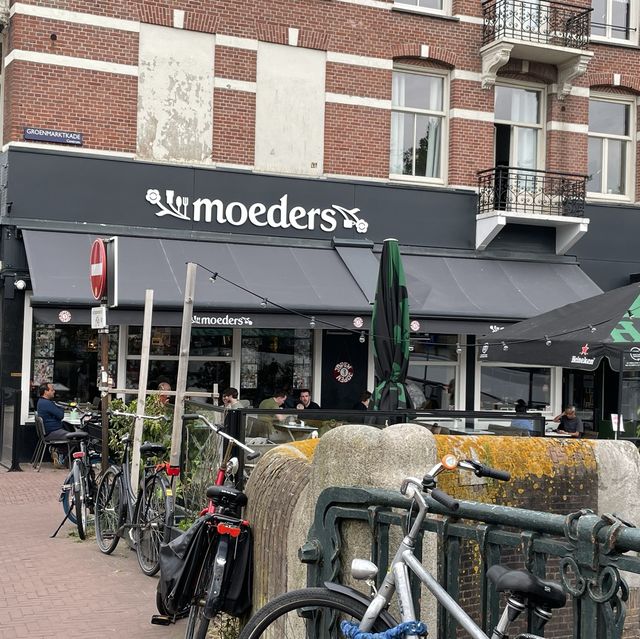 一間以荷蘭傳統家常菜嘅溫馨餐廳 一間以荷蘭傳統家常菜嘅溫馨餐廳