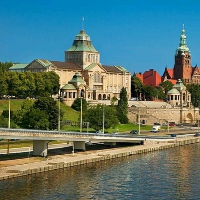 Chrobry's Embankments