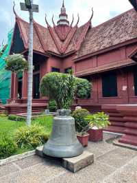 As Good As Free! The Super Cheap National Museum of Cambodia 🇰🇭 