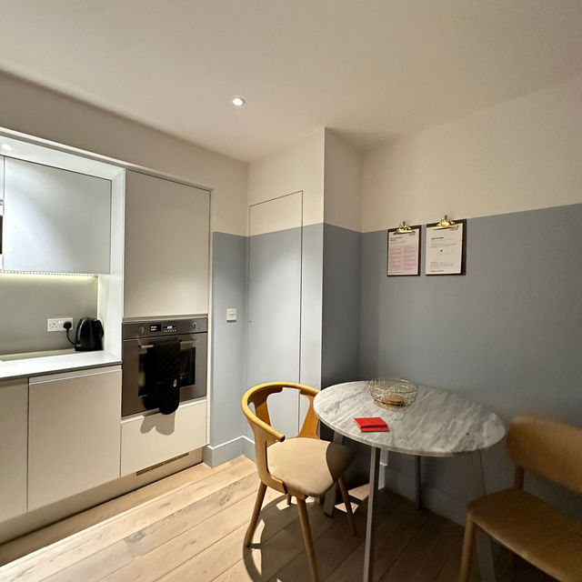 A Stylish Comfort Apartment Style Meets Urban Convenience at Leman Locke