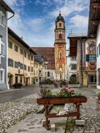 🏔 Mittenwald: A Bavarian Village Painted by Nature and Tradition 🎻🇩🇪