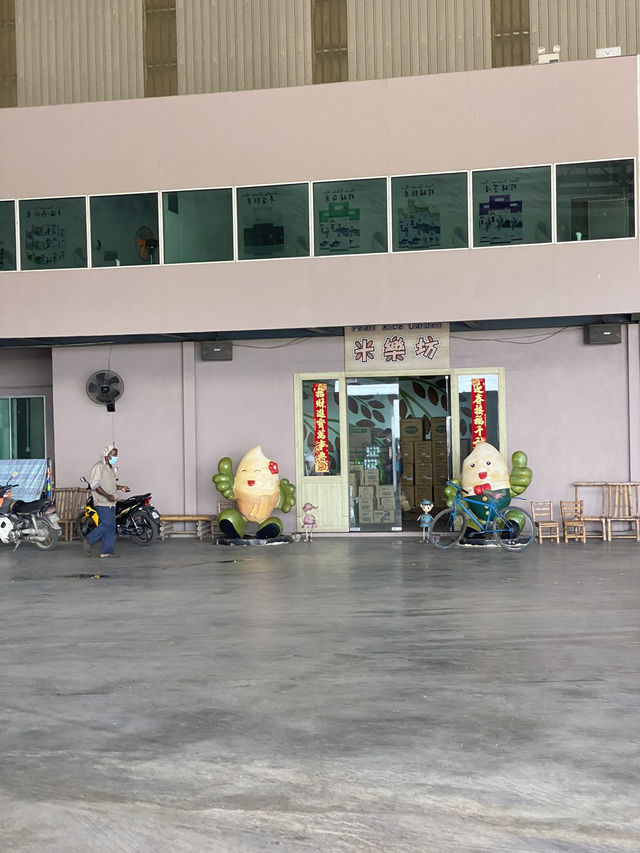 From Field to Fork: Inside Sekinchan’s Paddy Processing Factory & Rice Gallery 