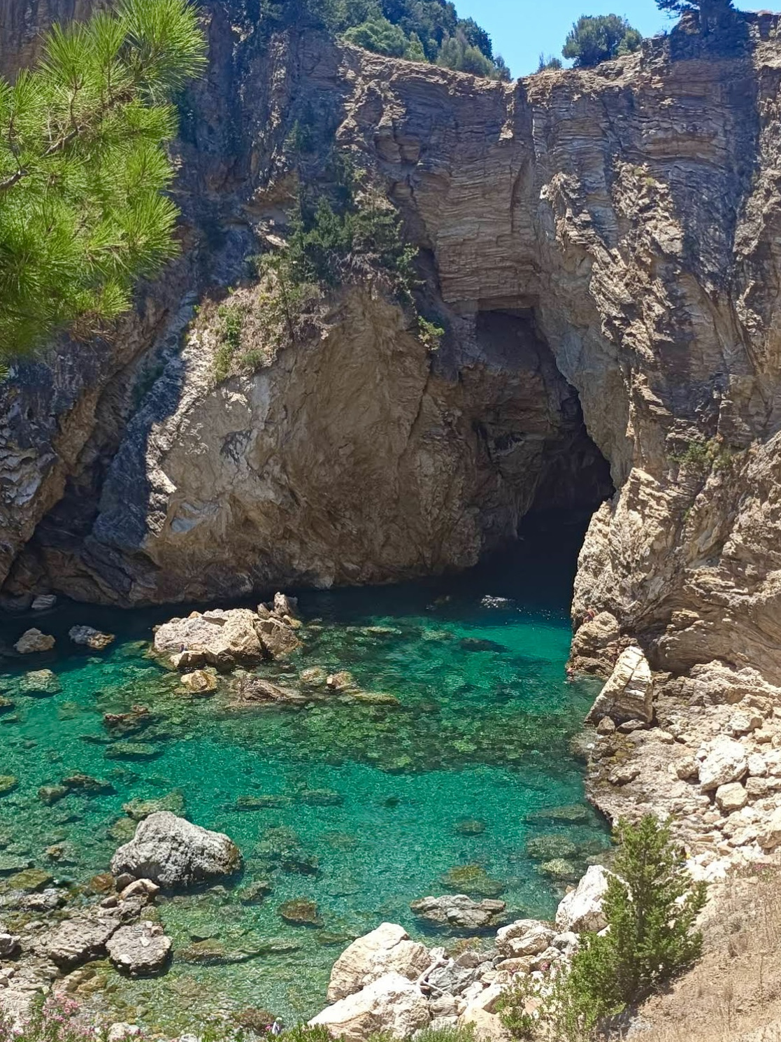 Gazipaşa Delikdeniz Kral Koyu Was a Pleasant Surprise