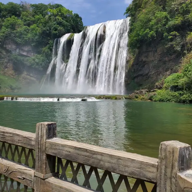 Huangguoshu Waterfall 🏞 (3rd Largest)