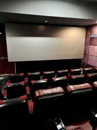 レトロチャイナが可愛い！97年の歴史ある映画館