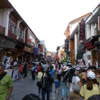Busy Shopping Street in Yangshou🇨🇳
