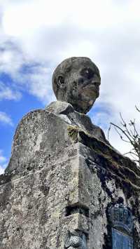 獻給政治家愛德華多·維森蒂的紀念碑Monumento a V
