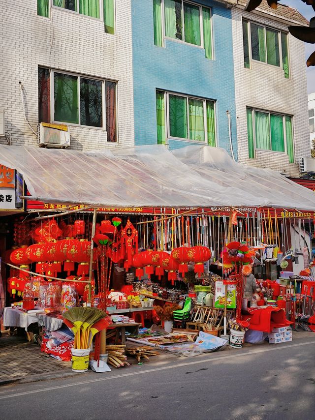 過年泡湯，沒想到合肥周邊還有個年味十足的溫泉小鎮