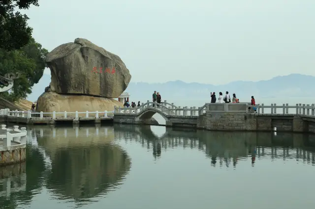 A Journey Across the Nation: The Scenic Beauty of Xiamen