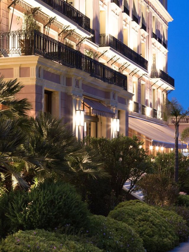 🌟 Saint-Jean-Cap-Ferrat's Luxe Stay: Royal-Riviera 🏨✨