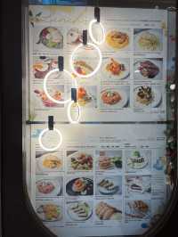 【北角】活：美味與溫馨兼備的餐廳，brunch和下午茶的聚會好去處