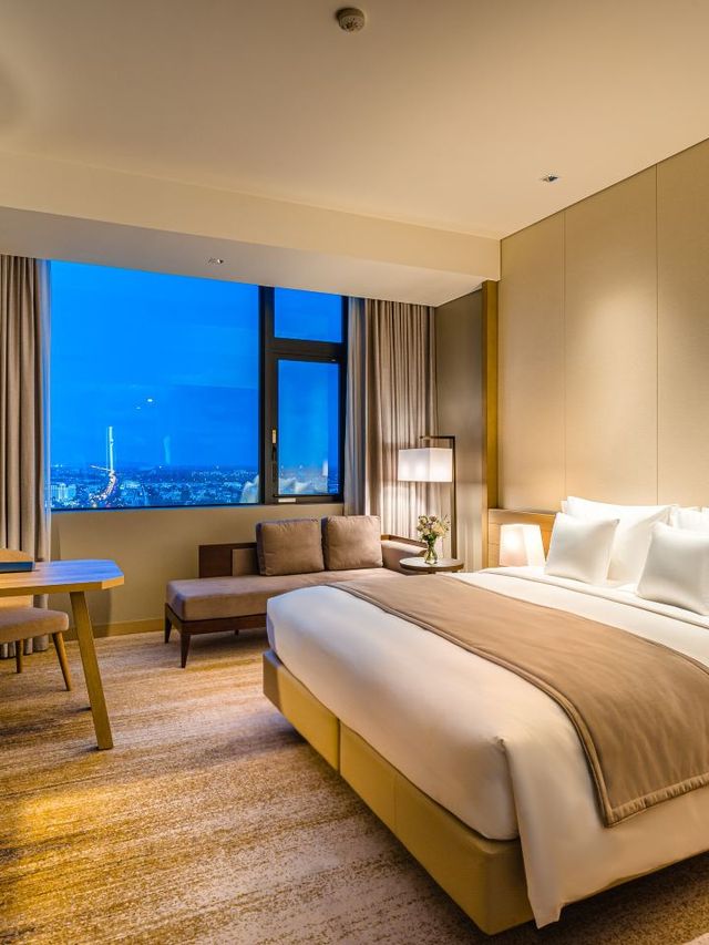 🌟 Haiphong Haven: Luxe Comfort Meets Local Charm 🌟