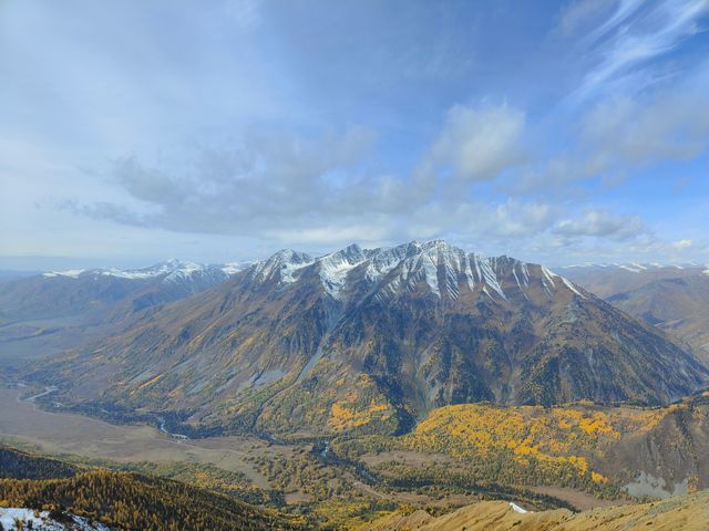 四國風光盡在雲霄峰。
