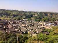黨家村。