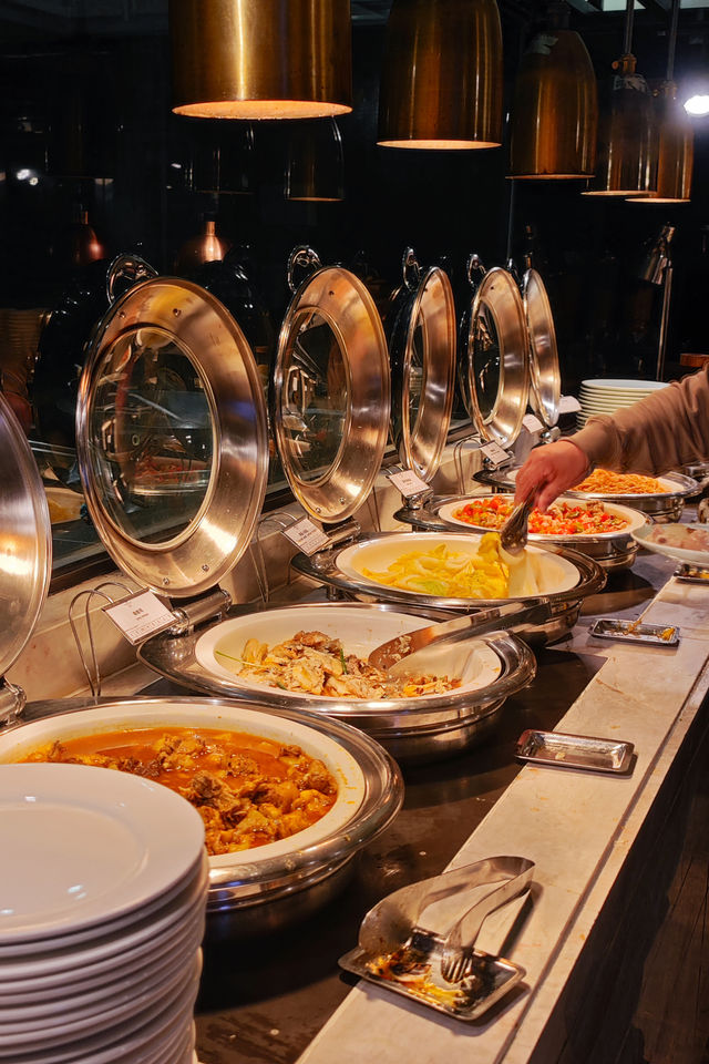 大閘蟹自助餐任食海鮮自助餐盡情享受。 大閘蟹自助餐任食海鮮自助餐盡情享受。
