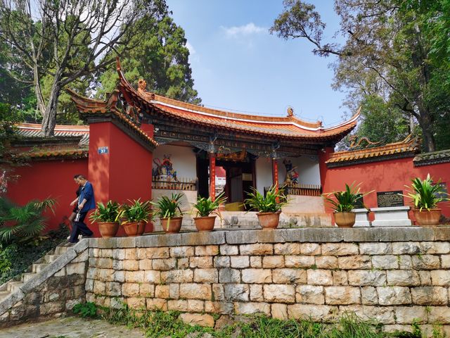 在路上：遇見安寧——溫泉小鎮。