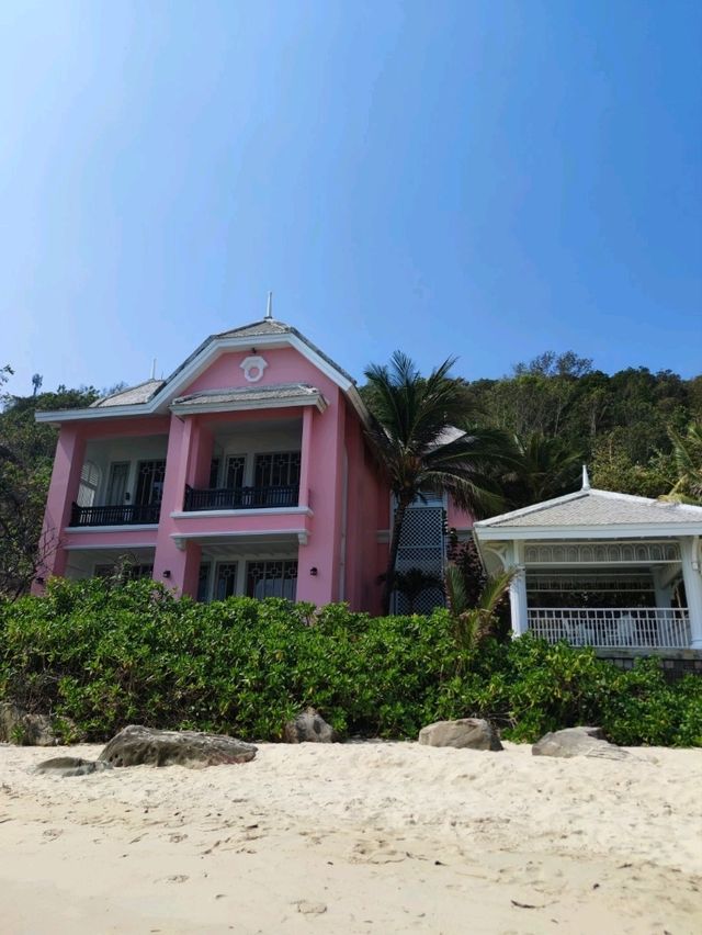 Is Khem Beach in Phu Quoc Worth Visiting in February?