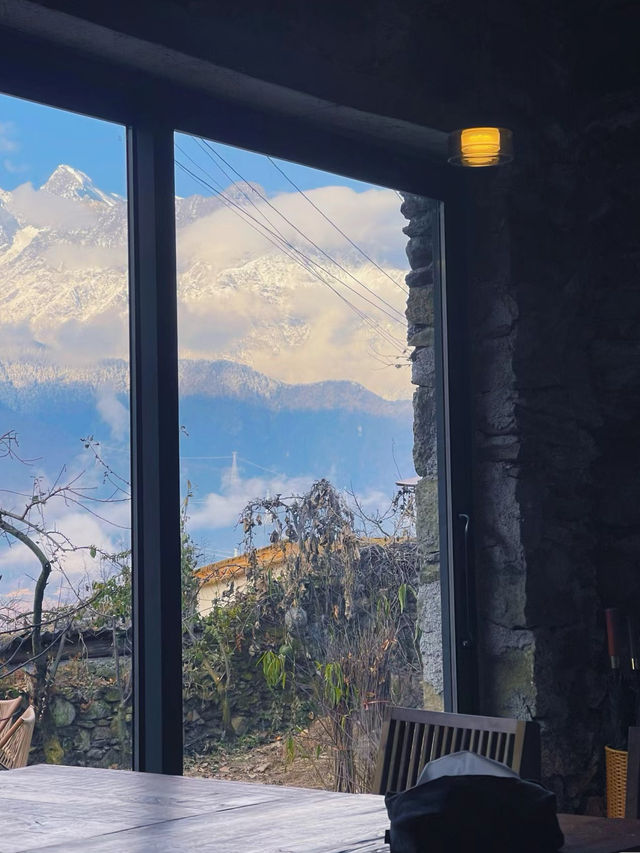 成都周邊!有個躺看雪山的避世村落,令人流連忘返 成都周邊!有個躺看雪山的避世村落,令人流連忘返