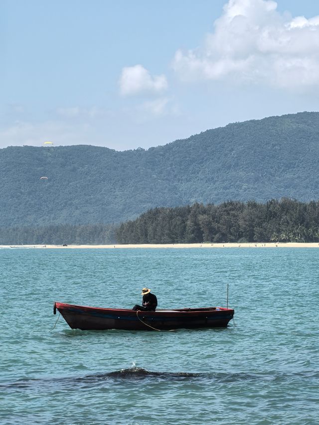 萬寧南燕灣，呢度有一片玻璃海，靚到你窒息