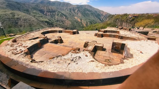 在加尼神廟，與2300年的光陰對話