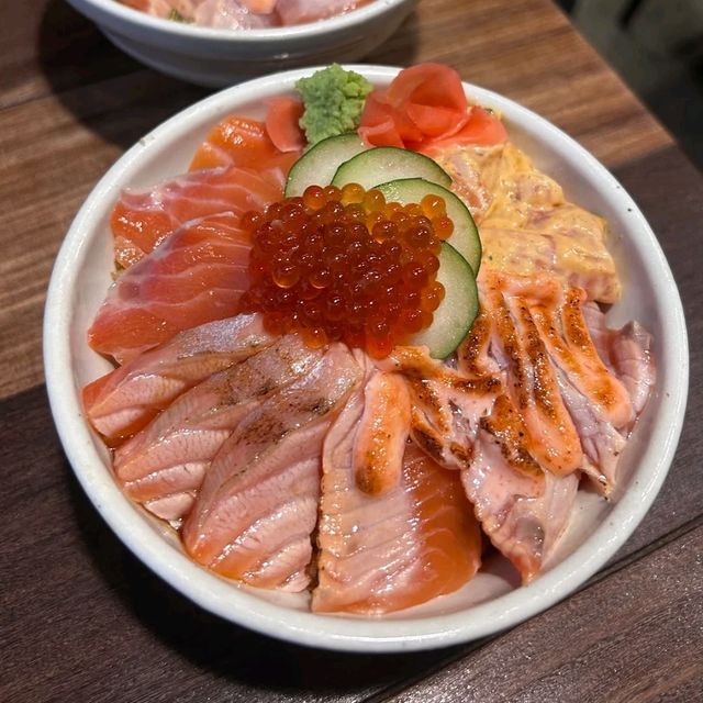 delicious food and food service