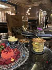 ✨澳門倫敦人「St.Regis Bar」｜亞洲22強酒吧的儀式感微醺🥂