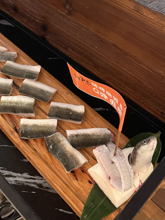 烤活鰻天花板 💕 脆皮烤活鰻專門店 ! 必吃獅子三