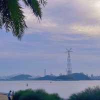在漫畫般的海灣公園，閑逛，發呆，看日落