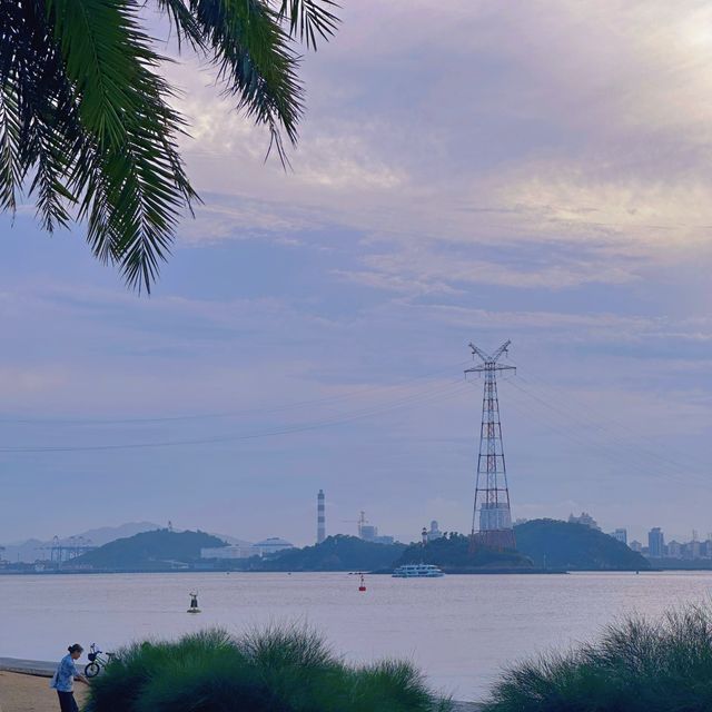 在漫畫般的海灣公園，閑逛，發呆，看日落