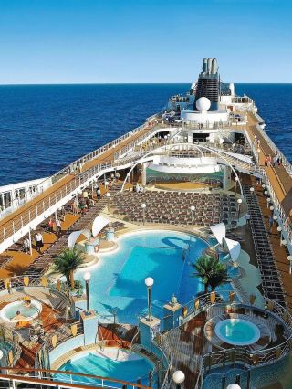 12-Day Europe & Mediterranean Cruise from Nanjing to 5 Countries & 8 Cities