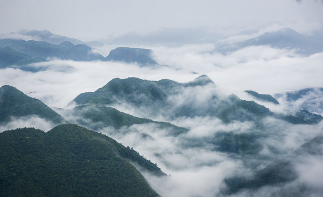 雲煙繚繞，落雨嘅浙南秘境太靚啦