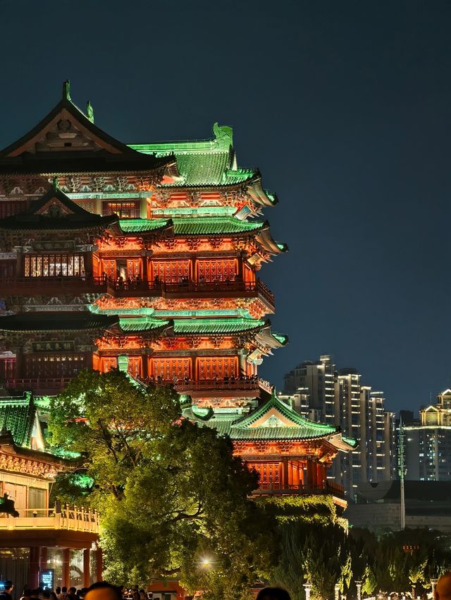 南昌滕王閣夜遊攻略落霞與孤鶩齊飛的絕美夜景