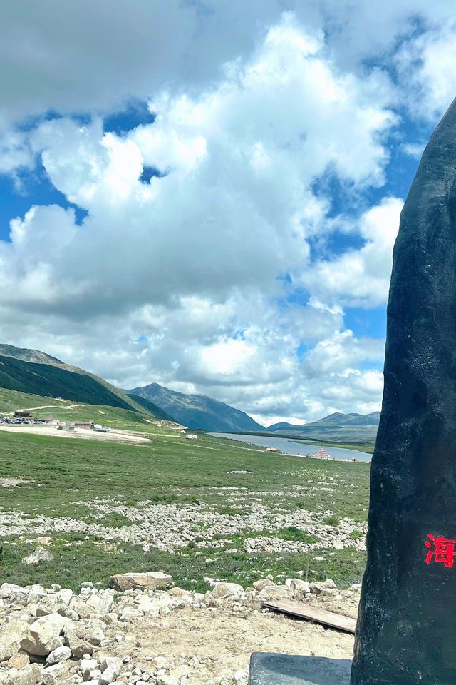 絕美!紅海子鏡面湖+雪山倒影,美到窒息!|Trip.com 康定