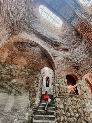 昆明で童話の古城を撮影しました