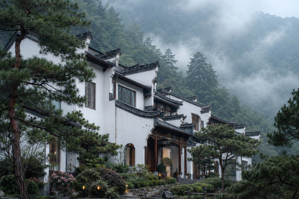 黄山2日1泊｜光明頂の日の出と西海大峡谷の全記録 | Trip.com 黄山