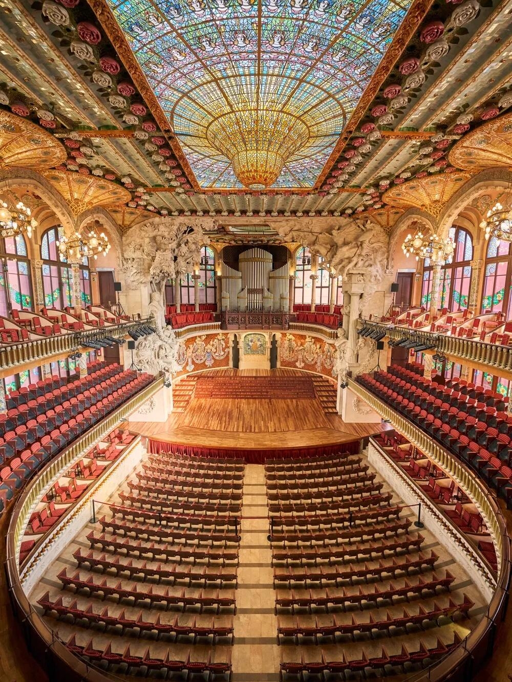 バルセロナカタルーニャ音楽堂｜陽光、この音楽ホールで最も美しい建材