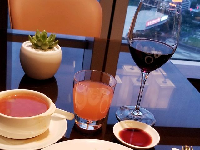 入住粤海喜來登酒店 飽覽廣州市中心大都會景色