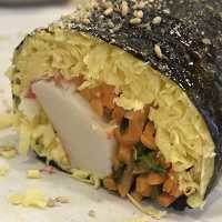 서울 압구정에 유명한 키토김밥집 “보슬보슬”