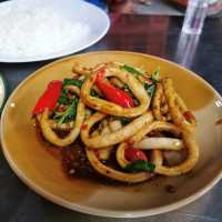ร้านเอ็นดู ร้านอาหารทะเลตามสั่ง อร่อย ราคาประหยัด 