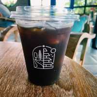🌻 Lapuné Cafe and Scene  🌻