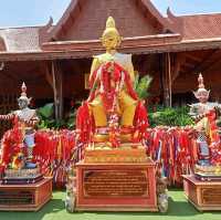 วัดสาขลา  ลอดใต้โบสถ์ เสริมความเป็นสิริมงคล