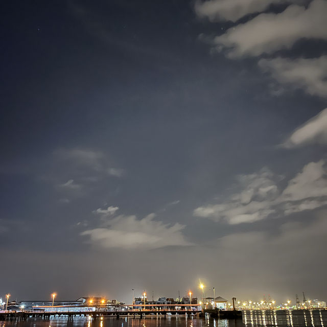 Chew jetty at night