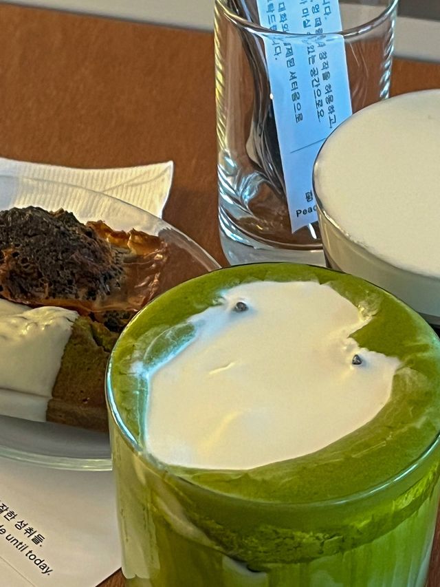 전주카페추천 웨리단길 휘낭시에 맛집 : 평화와 평화  