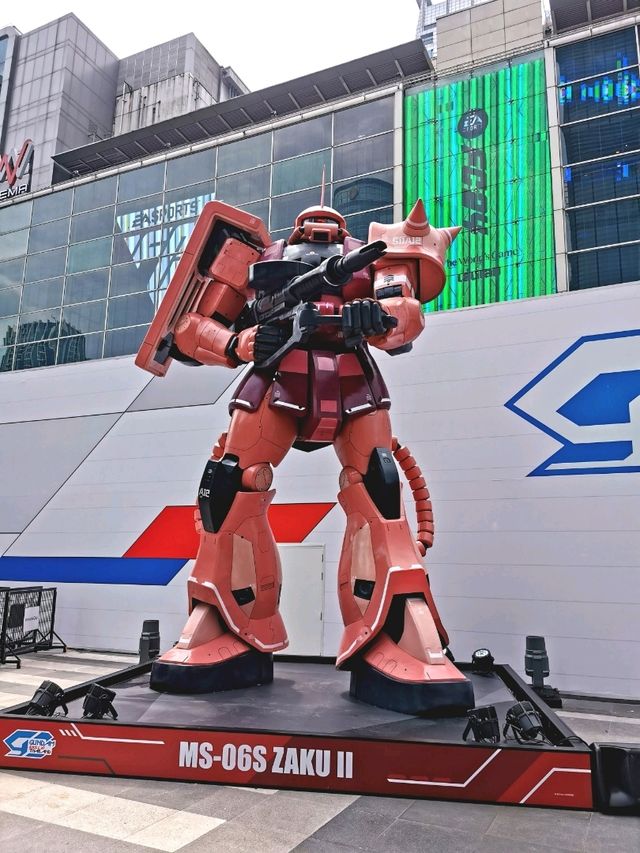 GUNDAM docks at Thailand 