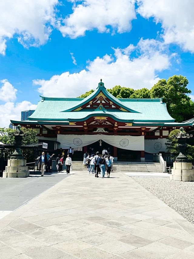 【東京都/日枝神社】独特な形の鳥居 | Trip.com 東京