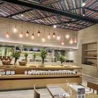 นอนสบาย สวนน้ำสนุกที่ Holiday Inn Vana Nava Huahin