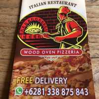 烏布Bisma 街上的平價現擀麵窯烤pizza：Umah Pizza