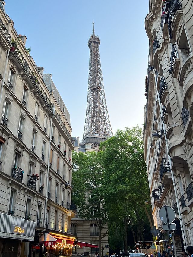 巴黎鐵塔下的米芝蓮餐廳😋